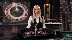 Perbandingan fitur aplikasi Android dan akses browser iOS untuk 1win casino